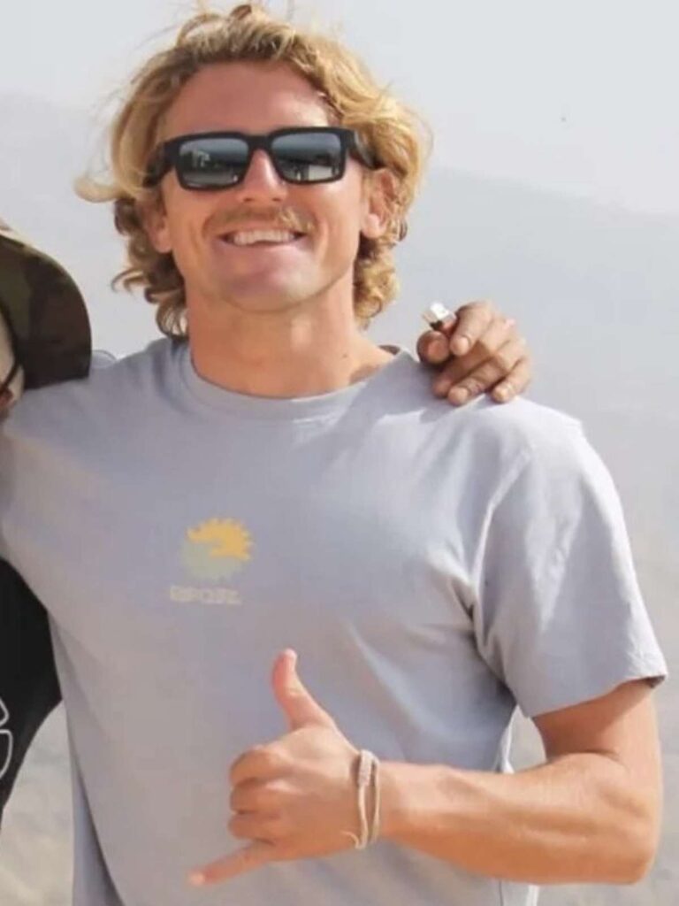 sam crone, profile pic, captain